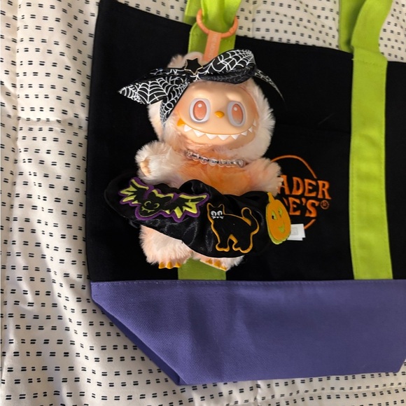 : : POPMART “Custom” Halloween Happiness Labubu : : - Picture 6 of 13